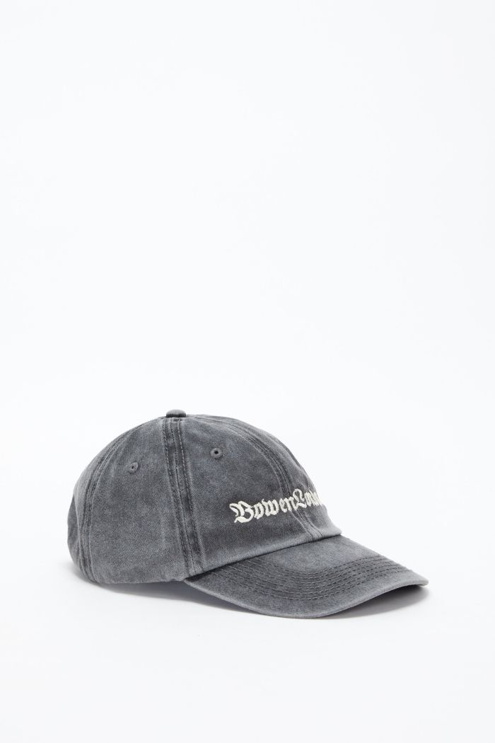 GOTIC CAP