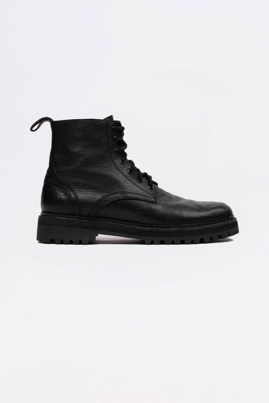 CLASSIC WELT BOOTS
