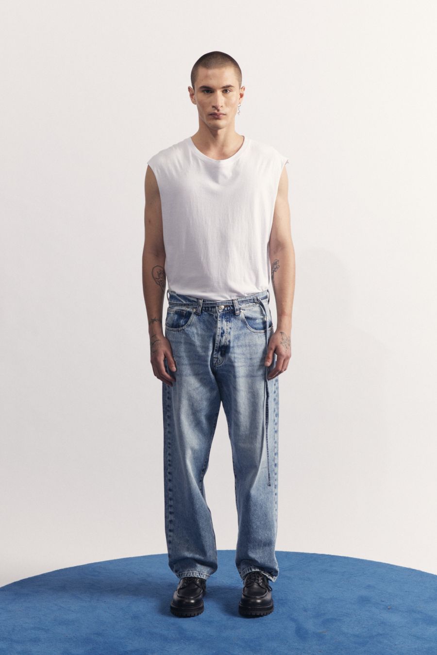 LINE DENIM PANT