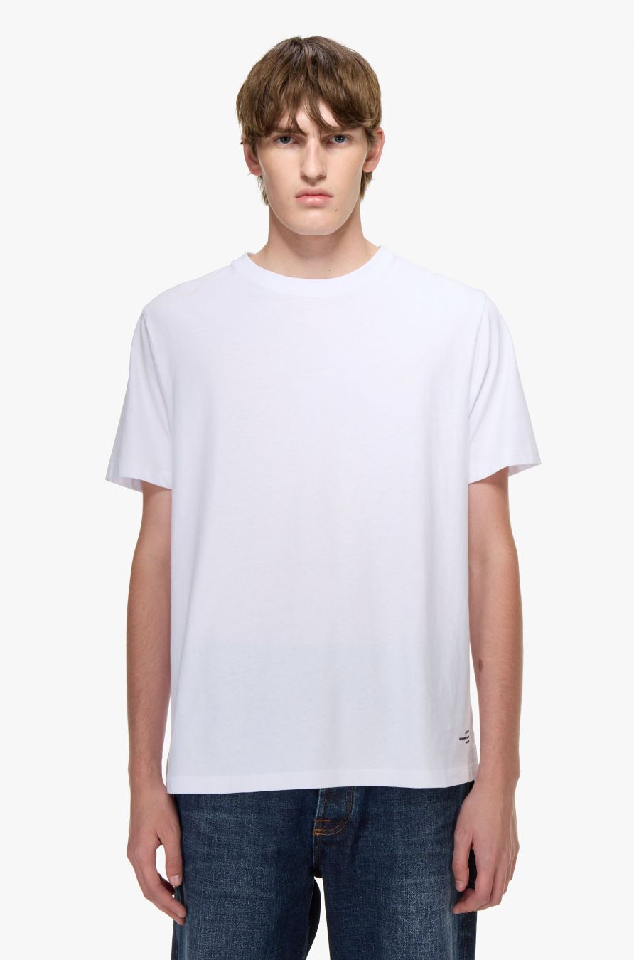 ESSENTIAL TEE