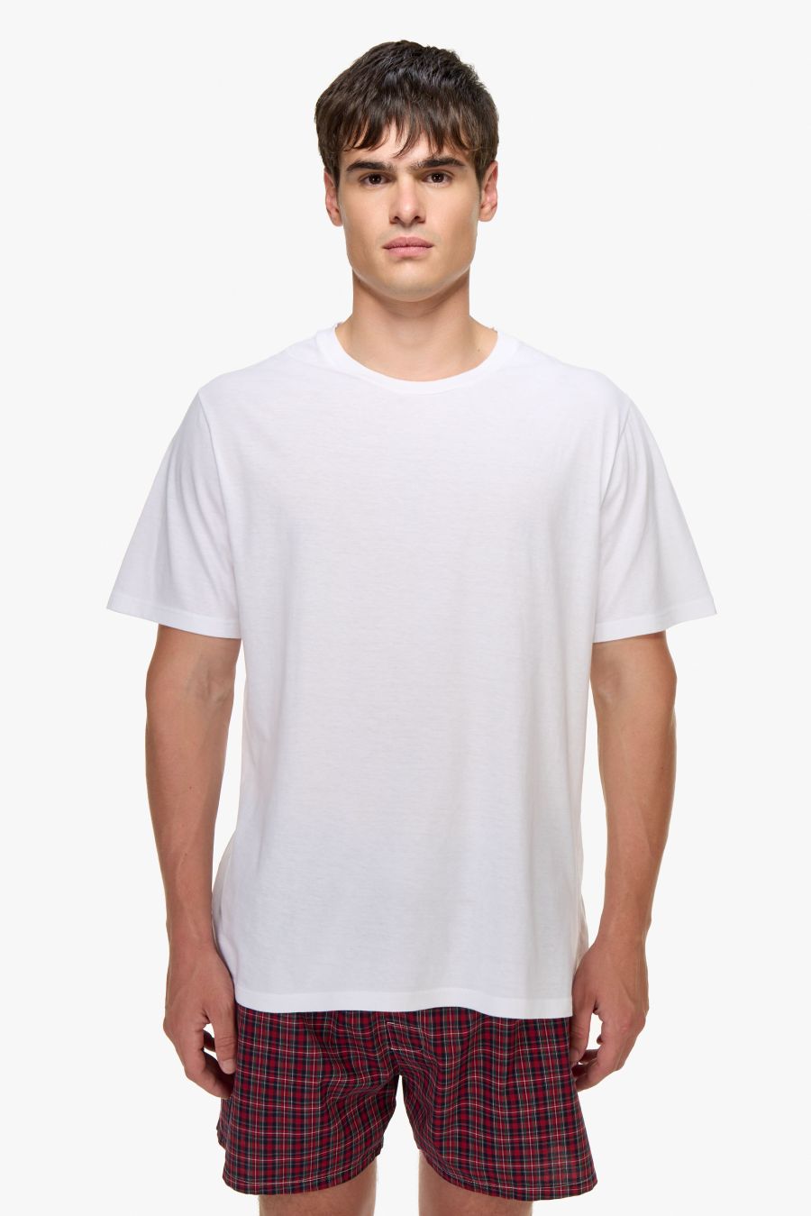 UNDER O T-SHIRT